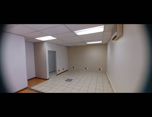 99M² OFFICE TO LET IN CRAIGHALL